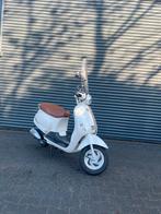 Btc IVA lux50, Fietsen en Brommers, Snorfietsen en Snorscooters, Zo goed als nieuw, Benzine, Ophalen, Overige merken