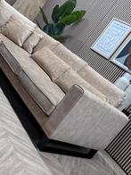 ZGAN Velvet Velours Hoekbank - Beige - 285 x 225 - 6 mnd Oud, Ophalen, Velvet velours hoekbank beige hotel chique eric custer