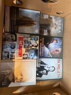 Bananendoos met DVD’s veel serie’s en boxen, Ophalen of Verzenden, Zo goed als nieuw