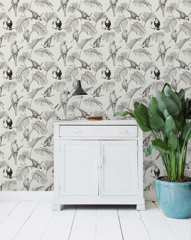 Creative Lab Amsterdam Behang - Tropical Tucan Cream, Huis en Inrichting, Stoffering | Behang, Wit, 10 tot 25 m², Ophalen of Verzenden