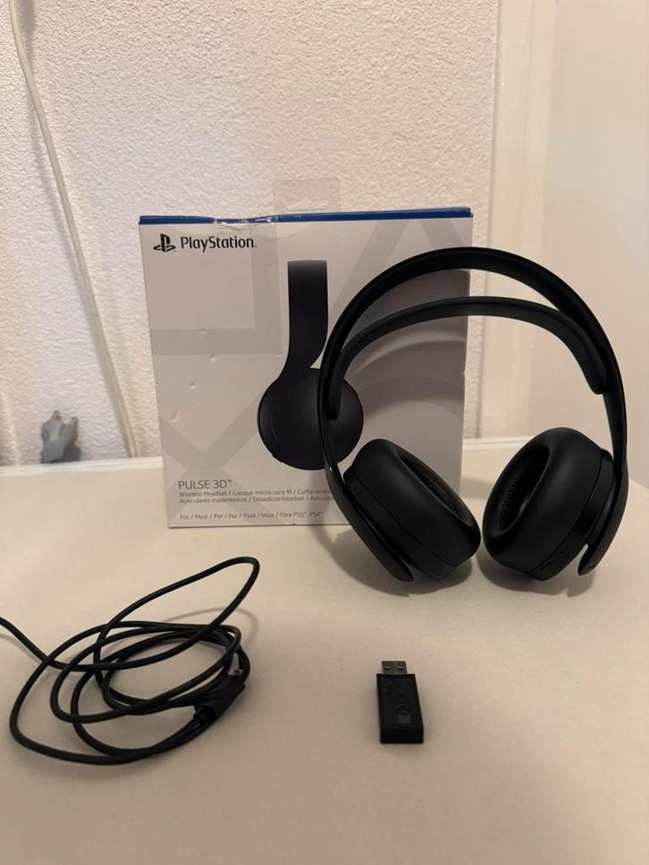 SONY Pulse 3D Wireless Headset, Computers en Software, Headsets, Zo goed als nieuw, Over-ear, Draadloos, Gaming headset, Mute-functie