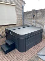 Jacuzzi Hermes, Ophalen, Zo goed als nieuw, Trap, Vast