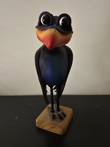Vogel beeld Zwinger Feathers Gallery Handbeschilderd beschikbaar voor biedingen