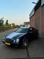 Mercedes-Benz CLK 3.2 Clk320 Coupe Sport AUT 1998 breed, Auto's, Mercedes-Benz, Automaat, 745 kg, Achterwielaandrijving, 74 €/maand