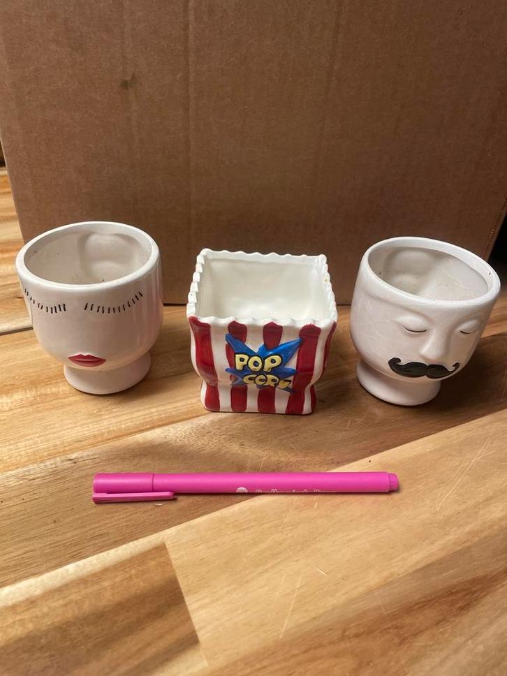 Schattige Bloempotjes - Koelkastmagneten, Tuin en Terras, Bloempotten, Gebruikt, Aardewerk, Binnen, Minder dan 40 cm, Minder dan 25 cm