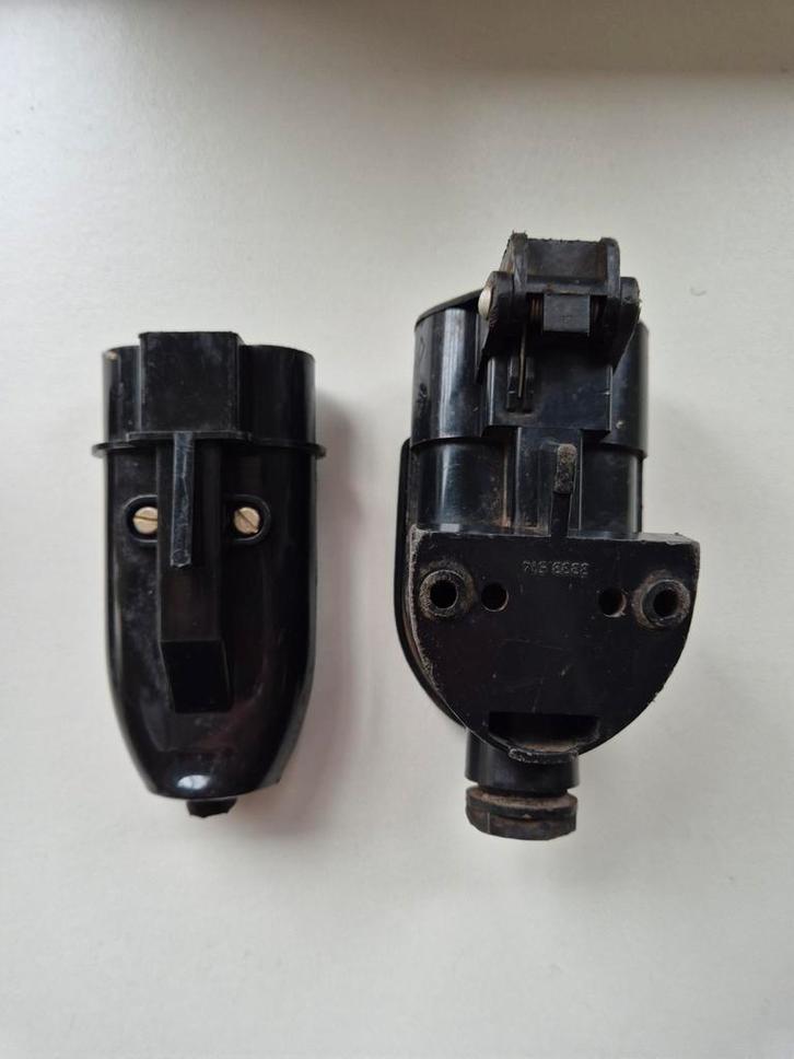 Krachtstroom wandcontactdozen/stekkers en contra stekkers, Doe-het-zelf en Verbouw, Elektra en Kabels, Gebruikt, Stekker, Ophalen of Verzenden