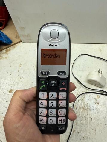 Profoon senioren telefoon beschikbaar voor biedingen