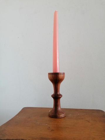 Vintage retro houten kandelaar kaarsenstandaard  beschikbaar voor biedingen