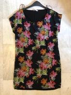 V) H70 hema jurk/tuniek maat m zwart met bloemen, Maat 38/40 (M), Verzenden, Zwart, Zo goed als nieuw