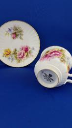 Royal Stafford kop en schotel, roze bloemen (1) 6A2, Huis en Inrichting, Keuken | Servies, Tweedehands verkoop, Tweedehands verkoop