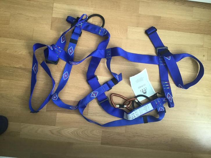 klimharnas met extra toebehoren - L- NIEUW-, Sport en Fitness, Klimsport, Nieuw, Klimsport-accessoire, Ophalen of Verzenden