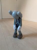 Kaws small lie grey 28cm, Ophalen of Verzenden