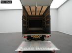 Iveco Daily 35C21 3.0L Laadklep 3,5t Trekhaak Automaat Dubbe, Auto's, Automaat, Stof, Gebruikt, Euro 6