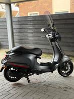 Vespa Sprint 50 - 2021 - Custom!, Fietsen en Brommers, Scooters | Vespa, Ophalen, Maximaal 45 km/u, Vespa S, Zo goed als nieuw