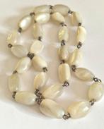 Ketting met parelmoer stenen, Ophalen of Verzenden