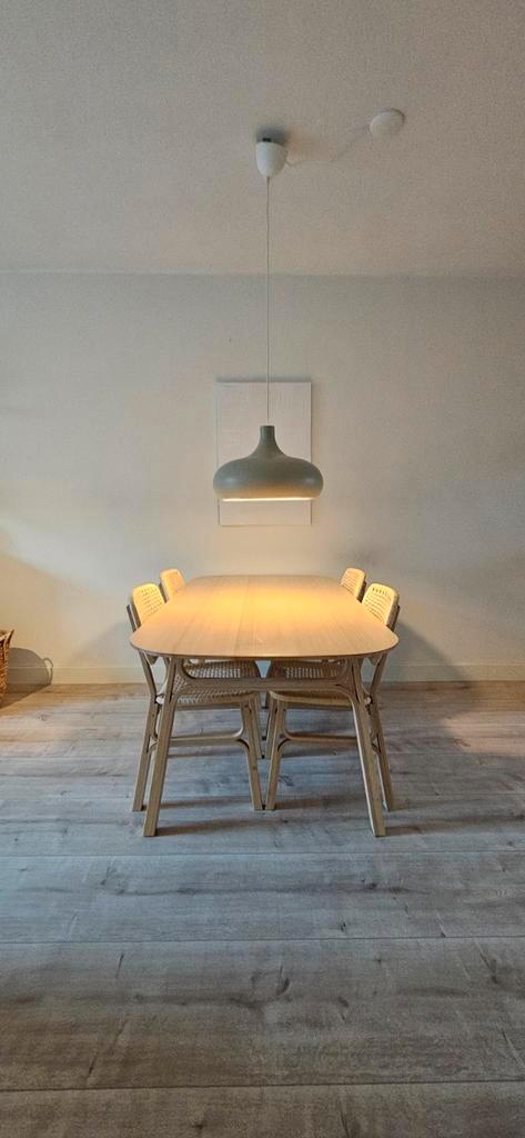 IKEA VOXLOV Eettafel + VOXLOV stoelen ZGAN Japandi, Huis en Inrichting, Tafels | Eettafels, Zo goed als nieuw, 50 tot 100 cm, 150 tot 200 cm