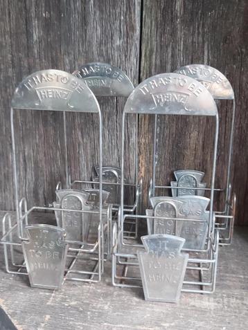 4 Vintage metalen HEINZ KETCHUP Flessen houders beschikbaar voor biedingen