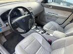 Volvo V50 2.4 | AUTOMAAT | TREKHAAK | STOELVERWARMING |, 700 kg, Leder en Stof, Zwart, 11 km/l