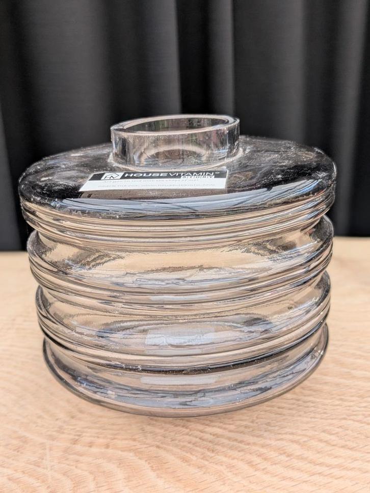 Housevitamin vaas ribbel vaas!, Huis en Inrichting, Woonaccessoires | Vazen, Nieuw, Overige kleuren, Minder dan 50 cm, Glas, Ophalen of Verzenden