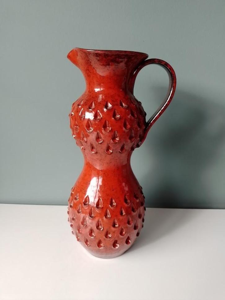 Vintage vaas / Strawberry Handle Vase, Antiek en Kunst, Antiek | Vazen, Ophalen of Verzenden