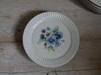 Servies, Jet (by Ter Steege), BRAMEN EN VIOOLTJES, z.g.a.n., Ophalen of Verzenden, Zo goed als nieuw, Aardewerk, Overige stijlen