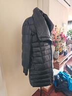 Zwarte gewatteerde jas maat 40/42. Hugo Boss, Maat 38/40 (M), Zwart, Ophalen of Verzenden, Onbekend