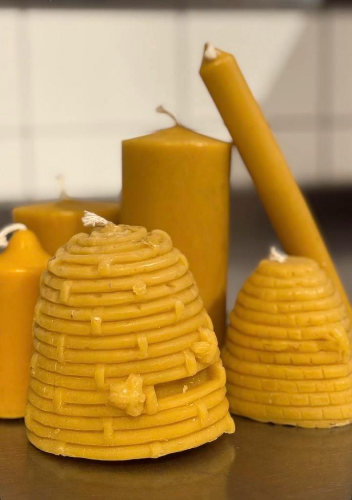 Ambachtelijke Bijenwaskaarsen (100% puur) - Imker uit Uden, Huis en Inrichting, Woonaccessoires | Kandelaars en Kaarsen, Zo goed als nieuw