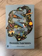 Lessen in chemie - Bonnie Garmus, Boeken, Romans, Ophalen of Verzenden, Zo goed als nieuw, Nederland