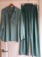 Groene set: Blouse Cotton Club L & broek MbyM XS, Kleding | Dames, Ophalen of Verzenden, Zo goed als nieuw, Maat 38/40 (M)