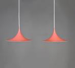 Set twee semi pendel hanglampen, roze lampen, trompetlamp, Ophalen of Verzenden, Zo goed als nieuw, Metaal, Deens design