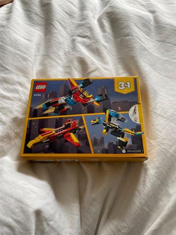 LEGO Creator 31124 Super Robot 3-in-1 beschikbaar voor biedingen