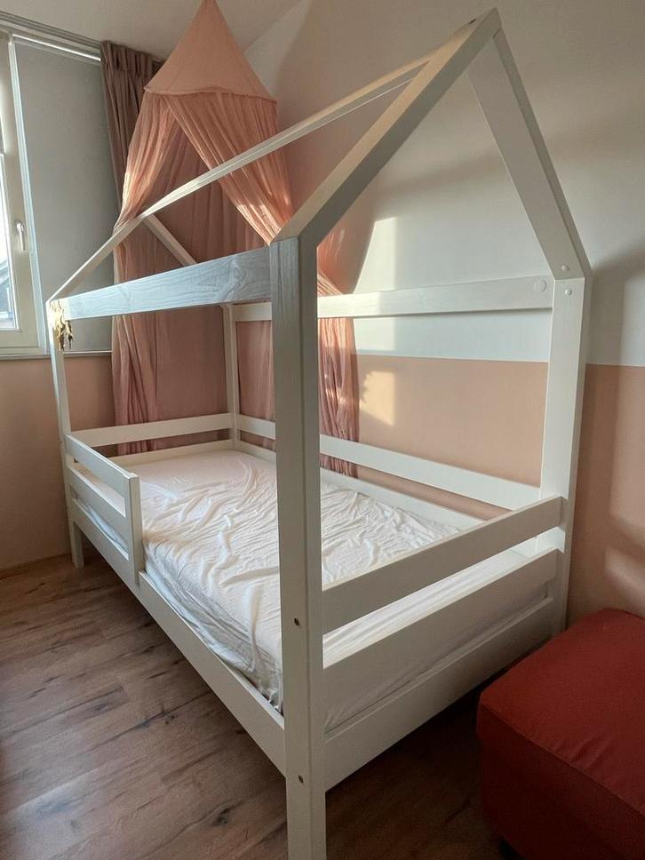 Kinderbed Amy van NOUS Kids 90x200 wit, Kinderen en Baby's, Kinderkamer | Bedden, Zo goed als nieuw, 180 cm of meer, 85 tot 100 cm