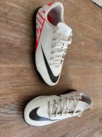 Nike kunstgras schoenen maat 34, Ophalen of Verzenden, Gebruikt, Schoenen