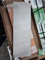 Licht grijze keramische wandtegels 75x25 (partij prijzen), Ophalen of Verzenden, Nieuw, Wandtegels