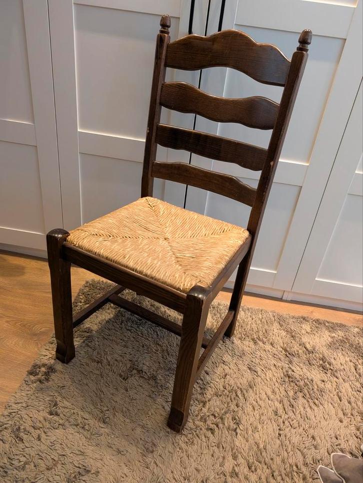 3 Vintage Eetkamerstoelen met Riet Zitting, Huis en Inrichting, Stoelen, Gebruikt, Drie, Hout, Riet of Rotan, Bruin, Ophalen
