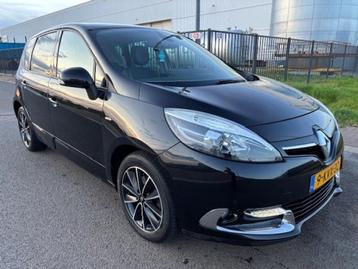 Renault SCENIC 1.2 TCE BOSE beschikbaar voor biedingen