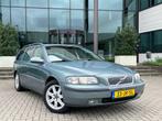 Volvo V70 2.4 T 200PK | Automaat | Apk 01-09-2026 | Trekhaak, 1800 kg, 2435 cc, 92 €/maand, 5 cilinders