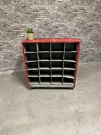 Industrieel vintage schoenenrek op wielen nr.1044, Huis en Inrichting, Kasten | Stellingkasten, Ophalen of Verzenden, Nieuw