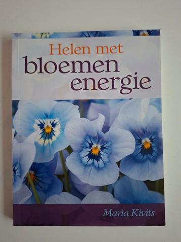 Helen met bloemen energie - Maria Kivits beschikbaar voor biedingen