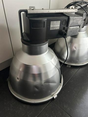 Philips industriele hanglampen 2 voor 50! beschikbaar voor biedingen