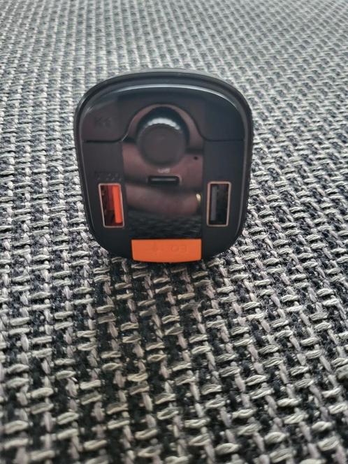 Bluetooth Fm Transmitter R2B, Auto diversen, Auto-accessoires, Zo goed als nieuw, Ophalen of Verzenden