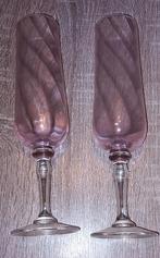 2 mooie nieuwe luxe paars/lila champagne glazen, Huis en Inrichting, Keuken | Servies, Glas of Glazen, Nieuw, Ophalen of Verzenden