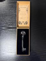 Disney Arribas Brothers Sleutel- Phantom Manor- LE, Ophalen of Verzenden, Overige figuren, Nieuw, Beeldje of Figuurtje