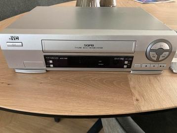 JVC Videospeler en recorder beschikbaar voor biedingen