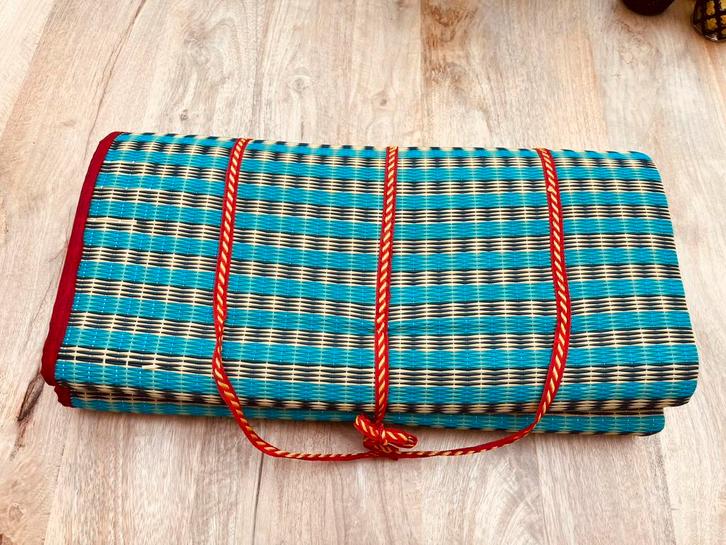 Opvouwbarr strandmat, Caravans en Kamperen, Kampeeraccessoires, Zo goed als nieuw, Ophalen of Verzenden