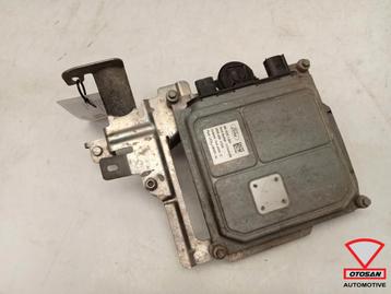 Ford Fiesta MK8 ECU Spanningsregelaar LX7A-14B227-AJ beschikbaar voor biedingen