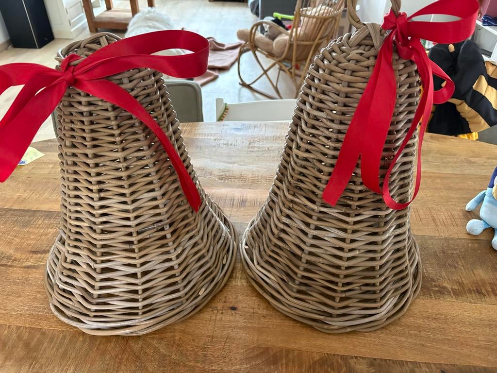 2 Rotan Kerstklokken - Zeer Netjes & Stevig, Ophalen of Verzenden, Zo goed als nieuw