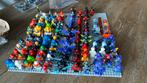 Lego Nexo knights minifiguren 137 stuks, Kinderen en Baby's, Speelgoed | Duplo en Lego, Gebruikt, Ophalen of Verzenden, Lego