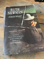 Boek ‘Schaduwkant’ van Ruth Newman, Ophalen of Verzenden, Gelezen