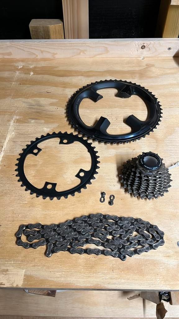 Ultegra R8000 cassette, ketting en kettingbladen, Fietsen en Brommers, Fietsonderdelen, Gebruikt, Racefiets, Derailleur of Ketting